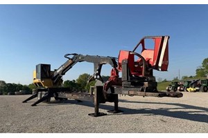 2016 Caterpillar 559C  Log Loader